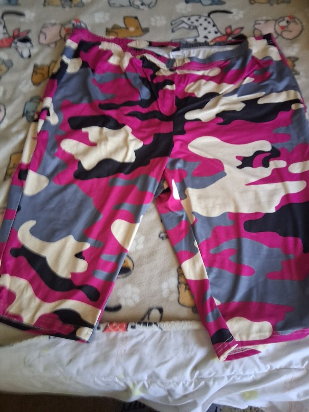 womans capris plus size 28